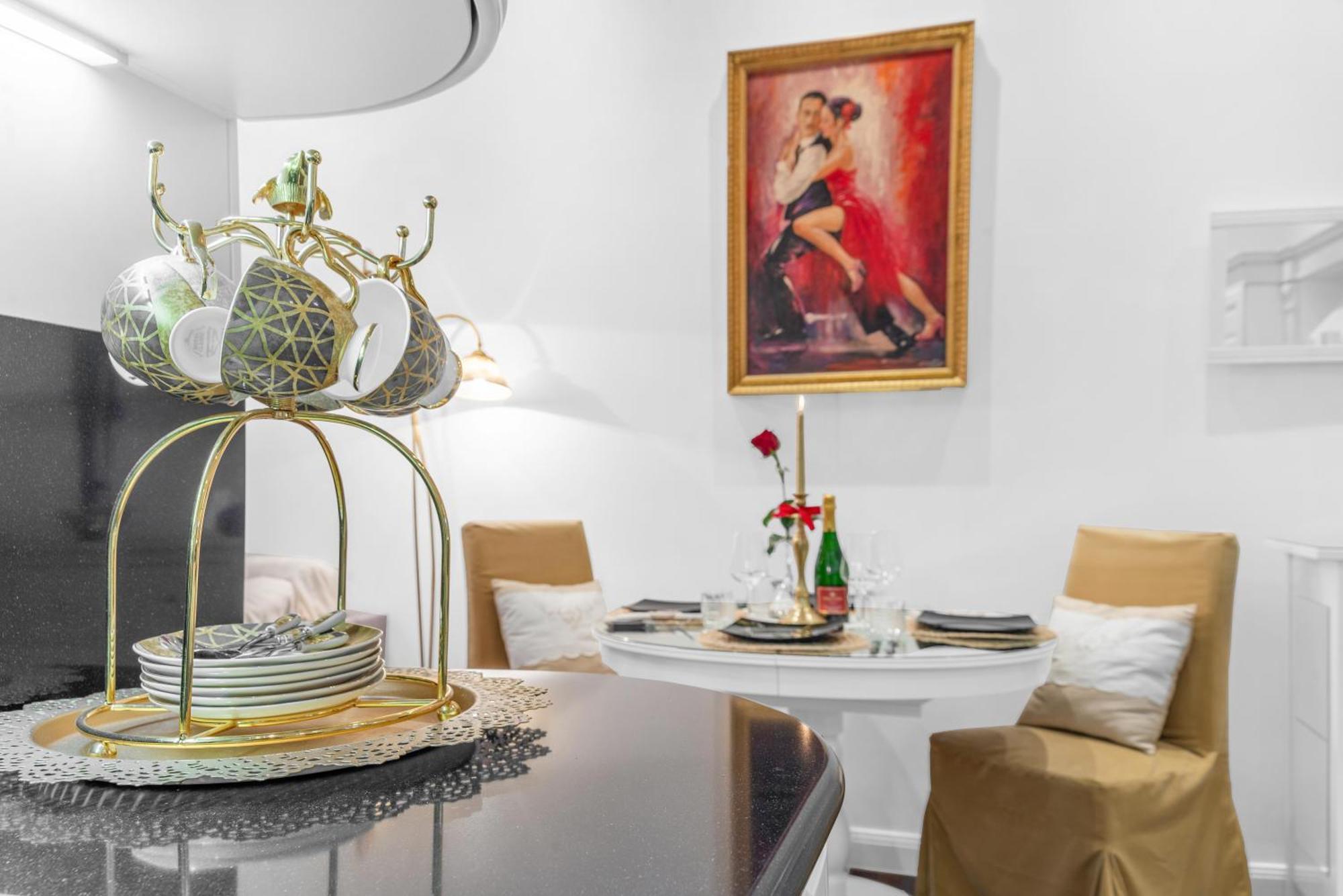 Cozy Apartment Near Central Station By Ndp Rent Milan Extérieur photo
